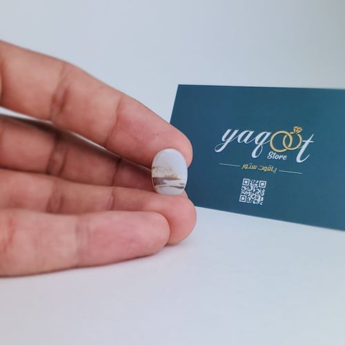 حجر عقيق يمني مصور مميز شكل بحيرة