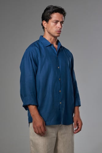 قميص ازرق كلاسيكي - classic blue shirt
