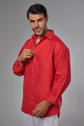 قميص احمر بطيخي