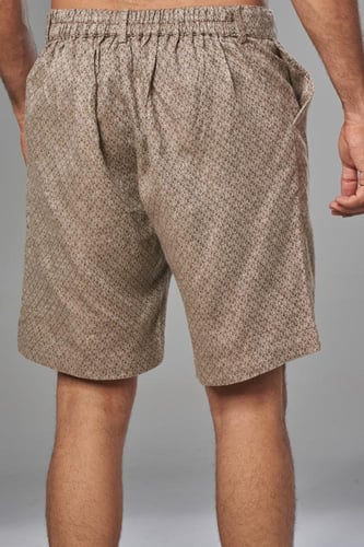 شورت الأرابيسك الكلاسيكي