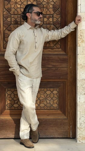 قميص ترابي ازارير