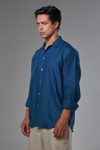 قميص ازرق كلاسيكي - classic blue shirt