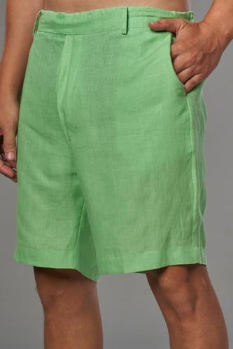 شورت اخضر فاتح - Mint green short