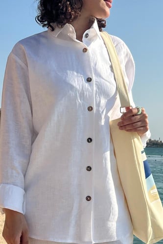 قميص أبيض نسائي كتان كم طويل