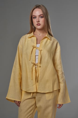 قميص فيونكه اصفر