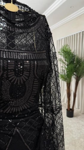 فستان انيق المقاسات من ٢ لين سبعه من مديم لين ٤ اك...