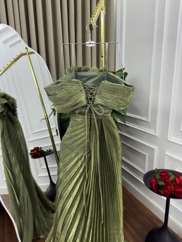 فستان سهره من واحد لين خمسه من اسمول لين ٢ اكس خام...