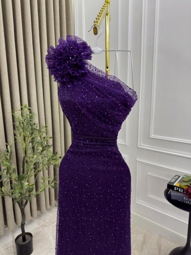 فستان سهره القماش: باربي على قماش شك سهره راقي الم...