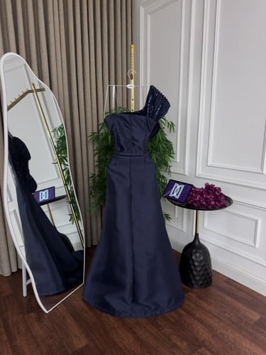 فستان سهره ميكادو كلفه تطريز المقاسات بالرقم 1-2-3...