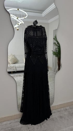 فستان انيق المقاسات من ٢ لين سبعه من مديم لين ٤ اك...