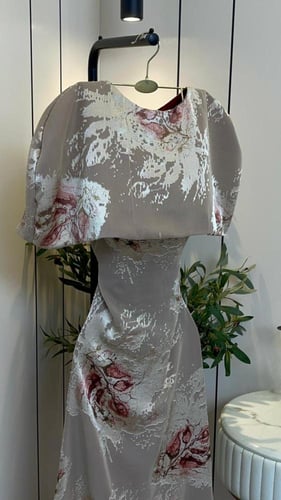 فستان ناعم المقاسات من واحد لين سته من اسمول لين ٣...