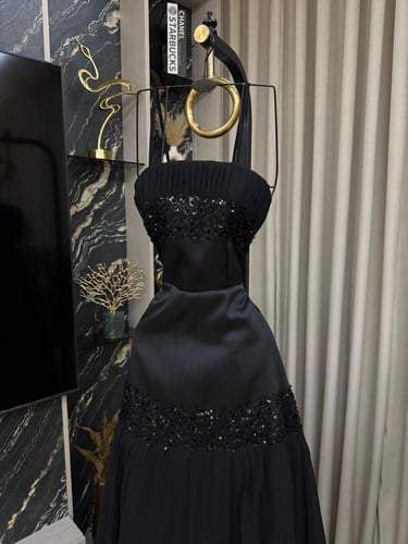 فستان سهره الخامه / ميكادو على شيفون جورجيت اللون:...