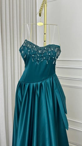 فستان سهره الخامة /سهره -تفته -تطريز يدوي المقاس ....