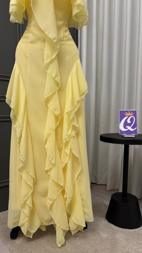 فستان ناعم جورجيت كلوش كسرات مثلثه المقاسات : 1 -...