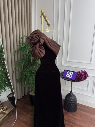 فستان سهره مخمل كوري جازار المقاسات بالرقم 1-2-3-4...