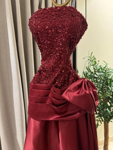 فستان سهره الخامه:الصدر خرز وتحت تفته دبل كلوش الم...