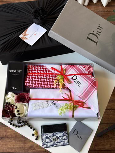 بوكسات ديور قماش صيفي كوري المقاس 3 متر ونص عرضين...