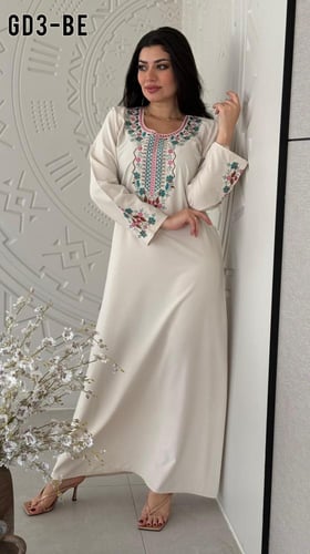 جلابية ( صناعه سورية ) تطريز كامل اكمام و صدر خااا...