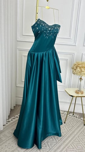 فستان سهره الخامة /سهره -تفته -تطريز يدوي المقاس ....