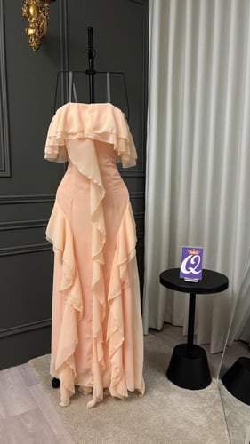 فستان ناعم جورجيت كلوش كسرات مثلثه المقاسات : 1 -...