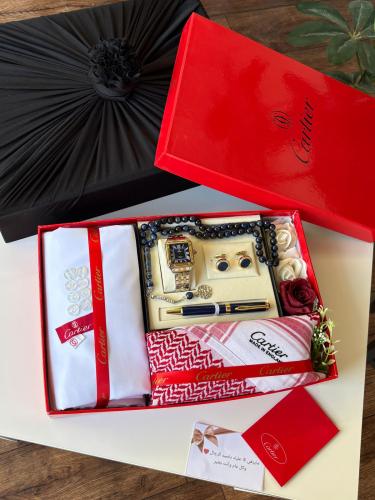 طقم جفنشي قماش صيفي كوري .... المقاس 3 متر ونص عرض...