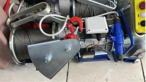 ونش رفع كهربائي 1طن إيطالي 2 فاز