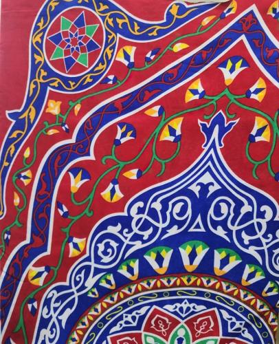 قماش بولستر 100% متعدد الالوان والديكور طول 25 يار...