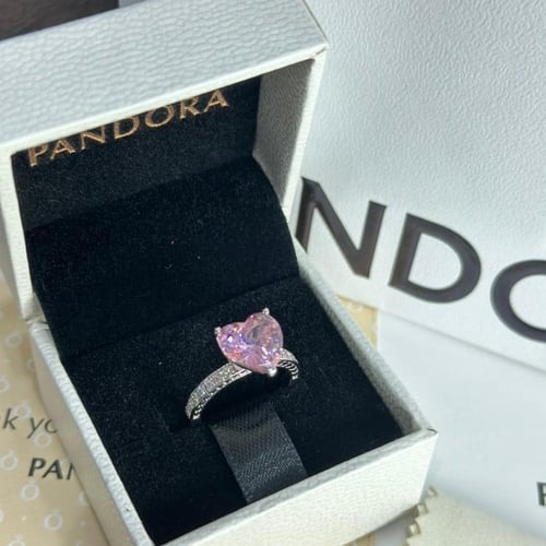 خاتم باندورا