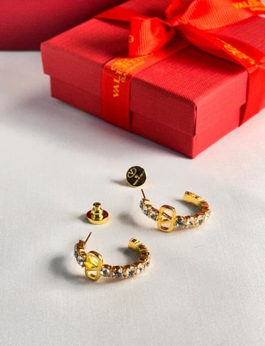 حلق فلنتينو