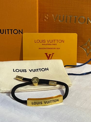 سوار لويس فيتون