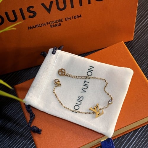 اسوار لويس فيتون