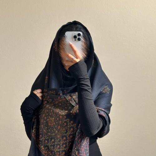 شال كشميري كحلي تطريز يدوي