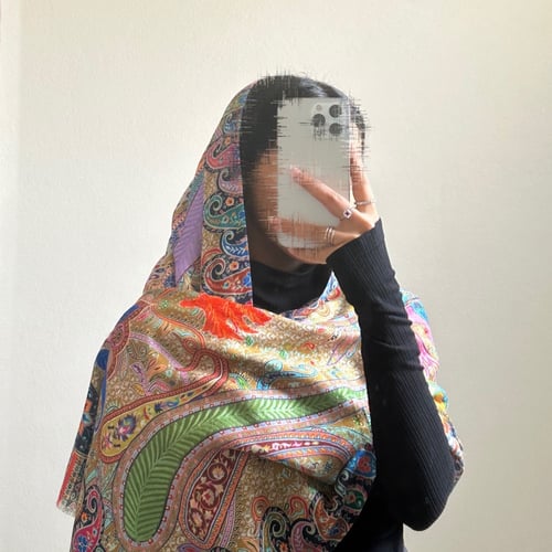 شال حرير مُطرز #ES1