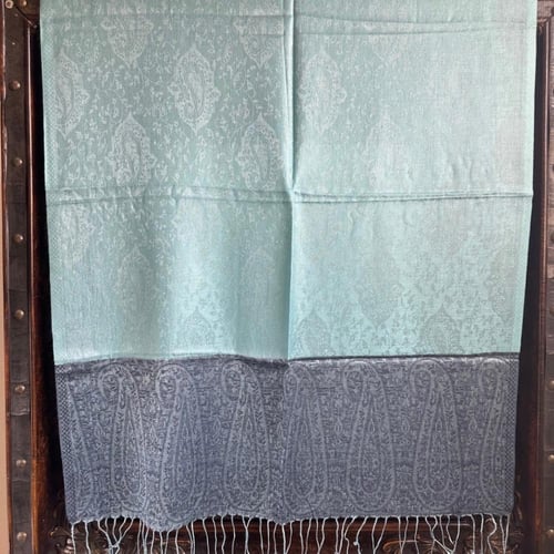 شال حرير بدرجات السماوي #T2