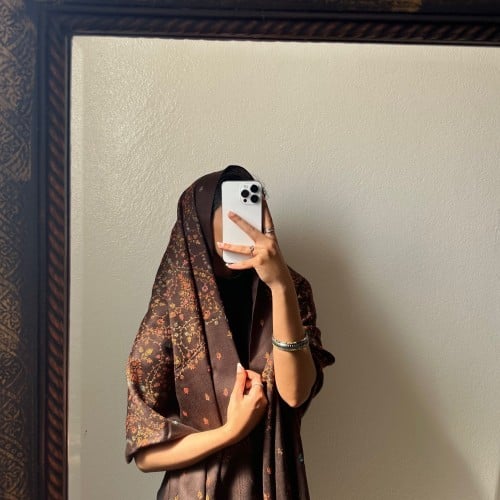 شال بني تطريز يدوي 2