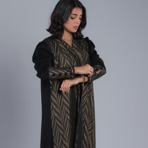 عباية عصرية انيقة