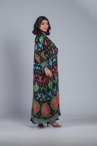 عباية بتطريز هندي