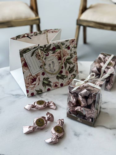 بوكس الهدايا معبأ قرص عقيلي 250 جم