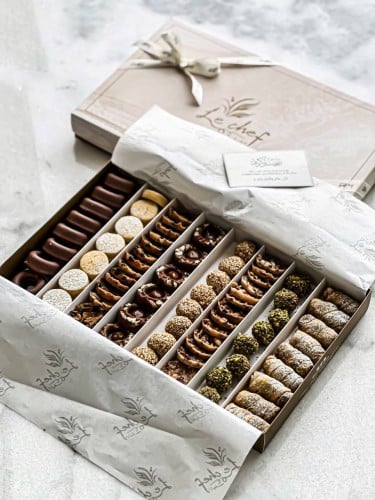 بوكس حلويات شرقية