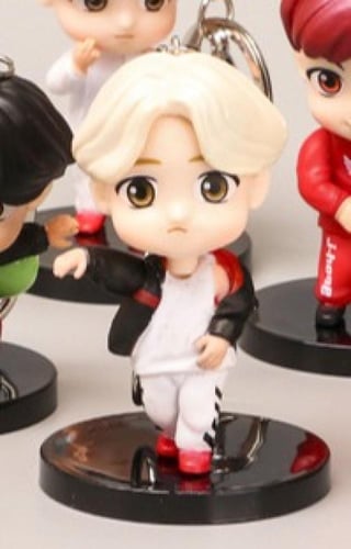 ميدالية تشيبي كيبوب - K-POP Chibi Keychain