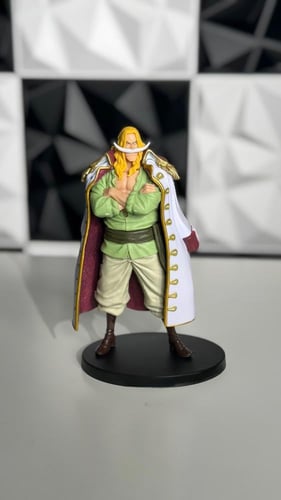 اللحية البيضاء - Whitebeard