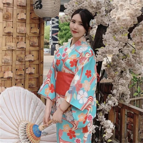 كيمونو نسائي - Women's kimono