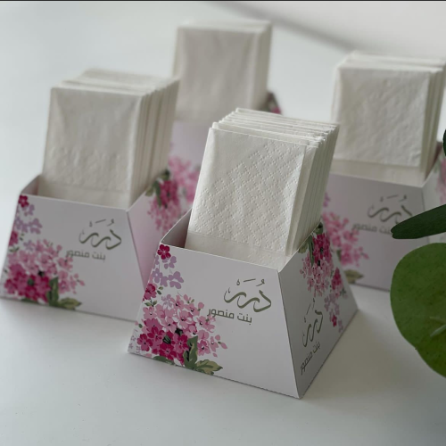 علب مناديل الخدمة