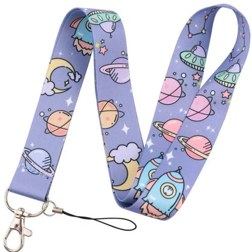 تعليقة الفضاء البنفسجي