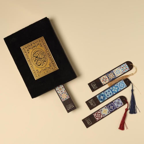 فاصل خشبي للقرآن