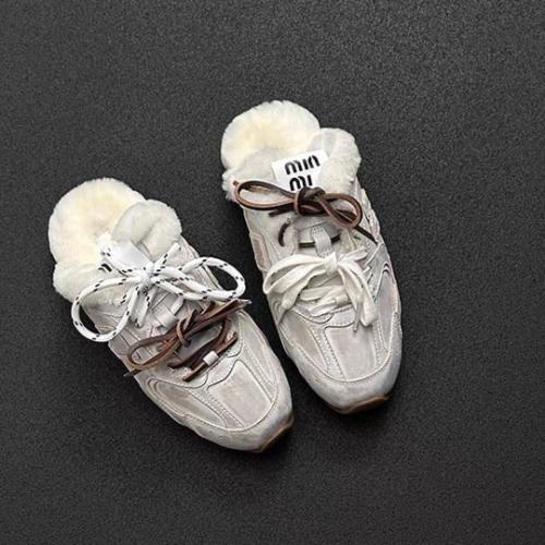 Winter furry open sneakers