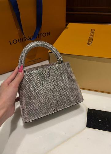 Louis Vuitton bag Capucines silver LV