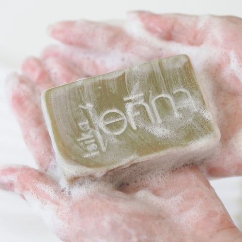 ايسيكا صابونة الأعشاب السبعة للجسم والوجه 100g