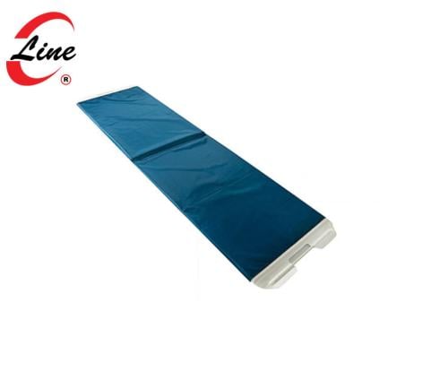 لوحة لنقل المريض من السرير الى النقالة