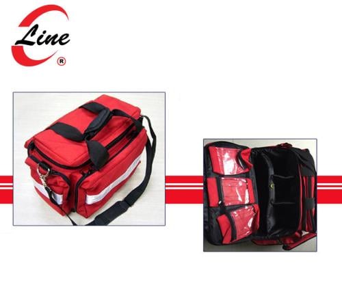 شنطة اسعافات أولية حمرا اللون - فارغة